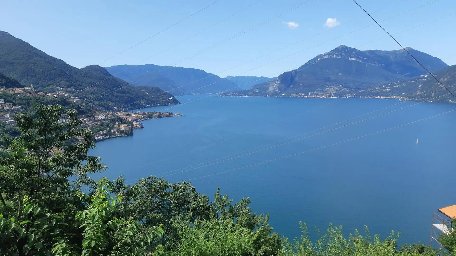 Big Family Bed & Breakfast Suello Italia